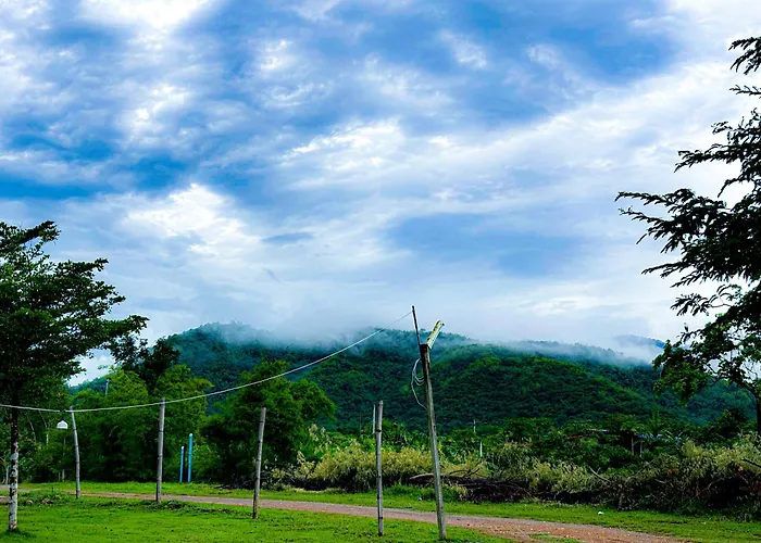 วันหยุดที่บ้าน บ้านสวนสาลี่ ราชบุรี *